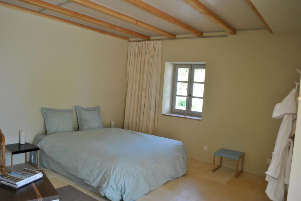 Les Foucauds Hotel Saint-Quentin-de-Caplong ห้อง รูปภาพ