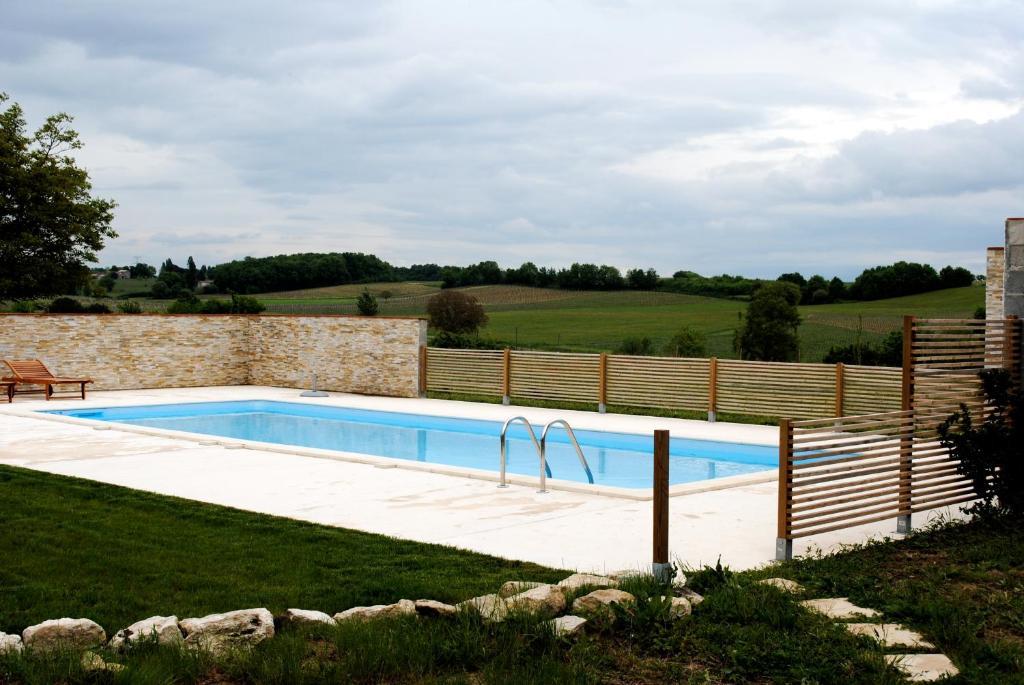 Les Foucauds Hotel Saint-Quentin-de-Caplong ภายนอก รูปภาพ