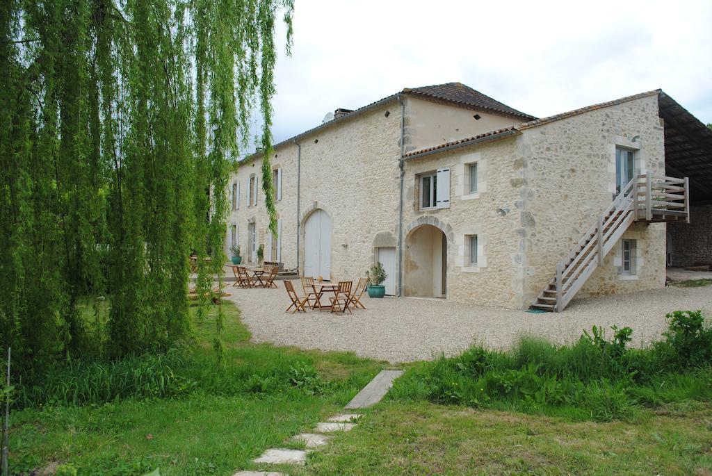 Les Foucauds Hotel Saint-Quentin-de-Caplong ห้อง รูปภาพ